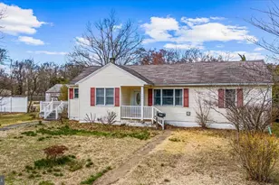 106 Disney Ave, Pasadena, MD 21122 - Photo 57