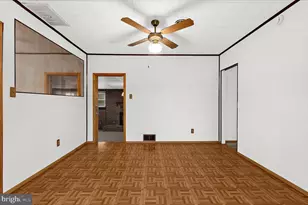 106 Disney Ave, Pasadena, MD 21122 - Photo 9