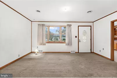 106 Disney Avenue, Pasadena, MD 21122 - Photo 7