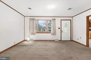 106 Disney Ave, Pasadena, MD 21122 - Photo 7