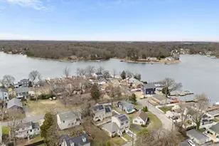 7662 Pine Haven Dr, Pasadena, MD 21122 - Photo 35