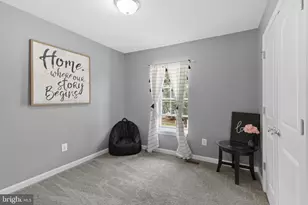 7662 Pine Haven Dr, Pasadena, MD 21122 - Photo 15