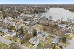 7662 Pine Haven Dr, Pasadena, MD 21122 - Photo 37