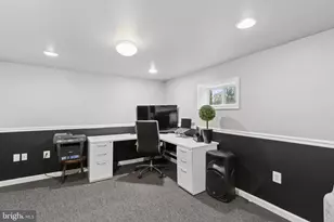 7662 Pine Haven Dr, Pasadena, MD 21122 - Photo 23