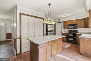 235 Pawtucket Ct, Severna Park, MD 21146 - Photo 9