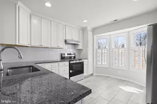 1472 Lowell Ct, Crofton, MD 21114 - Photo 7