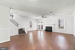 1472 Lowell Ct, Crofton, MD 21114 - Photo 3