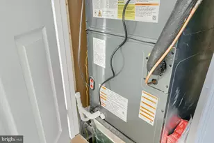 5902 Helfrich Rd, Baltimore, MD 21225 - Photo 31