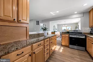 102 Charles Rd, Linthicum Heights, MD 21090 - Photo 9