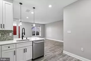 8737 Autumn Ridge Ct, Odenton, MD 21113 - Photo 5