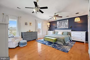 806 N Shore Dr, Glen Burnie, MD 21060 - Photo 29