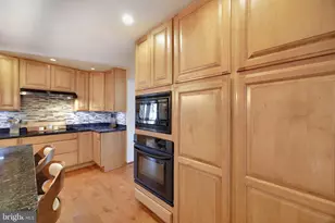 806 N Shore Dr, Glen Burnie, MD 21060 - Photo 9