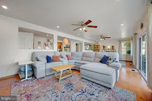 806 N Shore Dr, Glen Burnie, MD 21060 - Photo 19