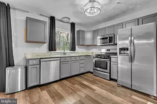 7838 Foxfarm Ln, Glen Burnie, MD 21061 - Photo 9