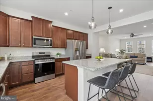 1813 Iris Ln, Hanover, MD 21076 - Photo 5