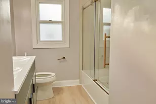 405 Seward Ave, Baltimore, MD 21225 - Photo 11