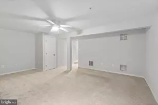 2423 Bolton Ln, Crofton, MD 21114 - Photo 23