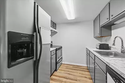 678 Newbridge Court #4, Arnold, MD 21012 - Photo 11
