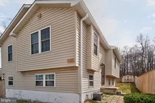 467 Oakton Rd, Odenton, MD 21113 - Photo 1