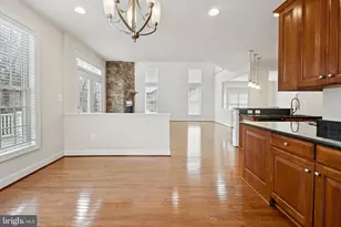 7404 Thames River Dr, Hanover, MD 21076 - Photo 13