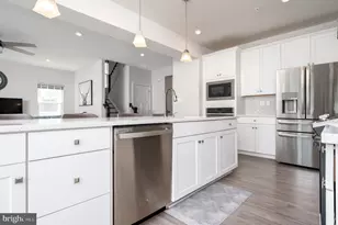 8313 Carrig Ct, Millersville, MD 21108 - Photo 13
