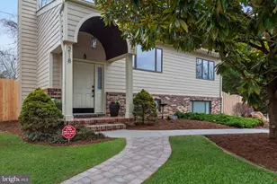 218 Lees Ln, Edgewater, MD 21037 - Photo 3