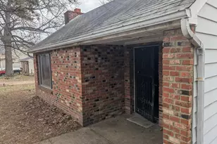 809 203rd St, Pasadena, MD 21122 - Photo 3