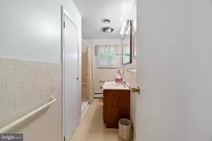 618 Fairmount Rd, Linthicum Heights, MD 21090 - Photo 23