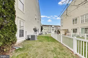 623 Fortune Ct, Glen Burnie, MD 21061 - Photo 27