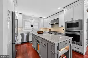 98 Duke of Gloucester St, Annapolis, MD 21401 - Photo 21