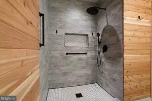 704 Roane Hollow Ln, Annapolis, MD 21401 - Photo 29