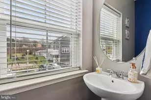 1306 Hawk Hollow Dr, Crofton, MD 21114 - Photo 21