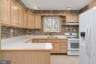 409 Laclair Ave, Linthicum Heights, MD 21090 - Photo 17