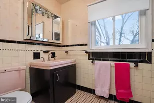 20 Granada Rd, Pasadena, MD 21122 - Photo 13