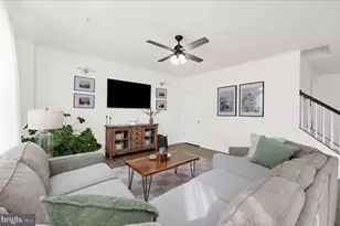 211 Harvest Blossom Rd, Millersville, MD 21108 - Photo 5