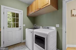 370 Eagle Hill Rd, Pasadena, MD 21122 - Photo 35