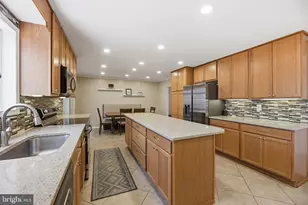 5209 Grenock Dr, Lothian, MD 20711 - Photo 15