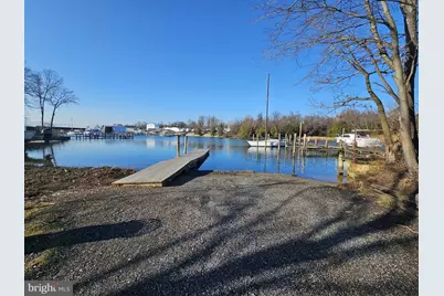 7719 Suitt Drive, Pasadena, MD 21122 - Photo 3