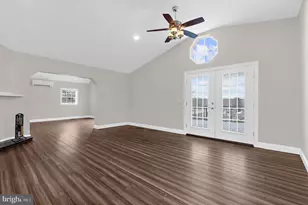 7719 Suitt Dr, Pasadena, MD 21122 - Photo 9