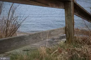 300 Beverley Pl, Edgewater, MD 21037 - Photo 45