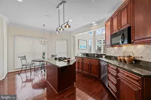 707 Pilot House Dr, Annapolis, MD 21401 - Photo 11