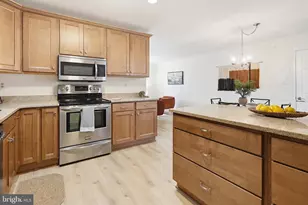 955 Truro Ln, Crofton, MD 21114 - Photo 11