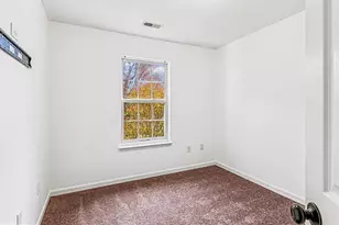 8146 Hazy Dawn Ct, Pasadena, MD 21122 - Photo 11