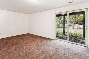 8146 Hazy Dawn Ct, Pasadena, MD 21122 - Photo 17