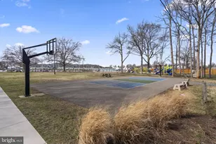 22 E Lake Dr, Annapolis, MD 21403 - Photo 63