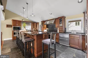 22 E Lake Dr, Annapolis, MD 21403 - Photo 25