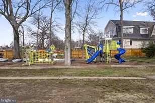 22 E Lake Dr, Annapolis, MD 21403 - Photo 73