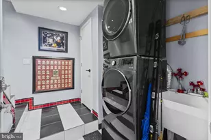 22 E Lake Dr, Annapolis, MD 21403 - Photo 41