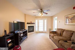 2054 Quaker Way, Annapolis, MD 21401 - Photo 5