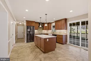 1296 Crossover Dr, Edgewater, MD 21037 - Photo 17